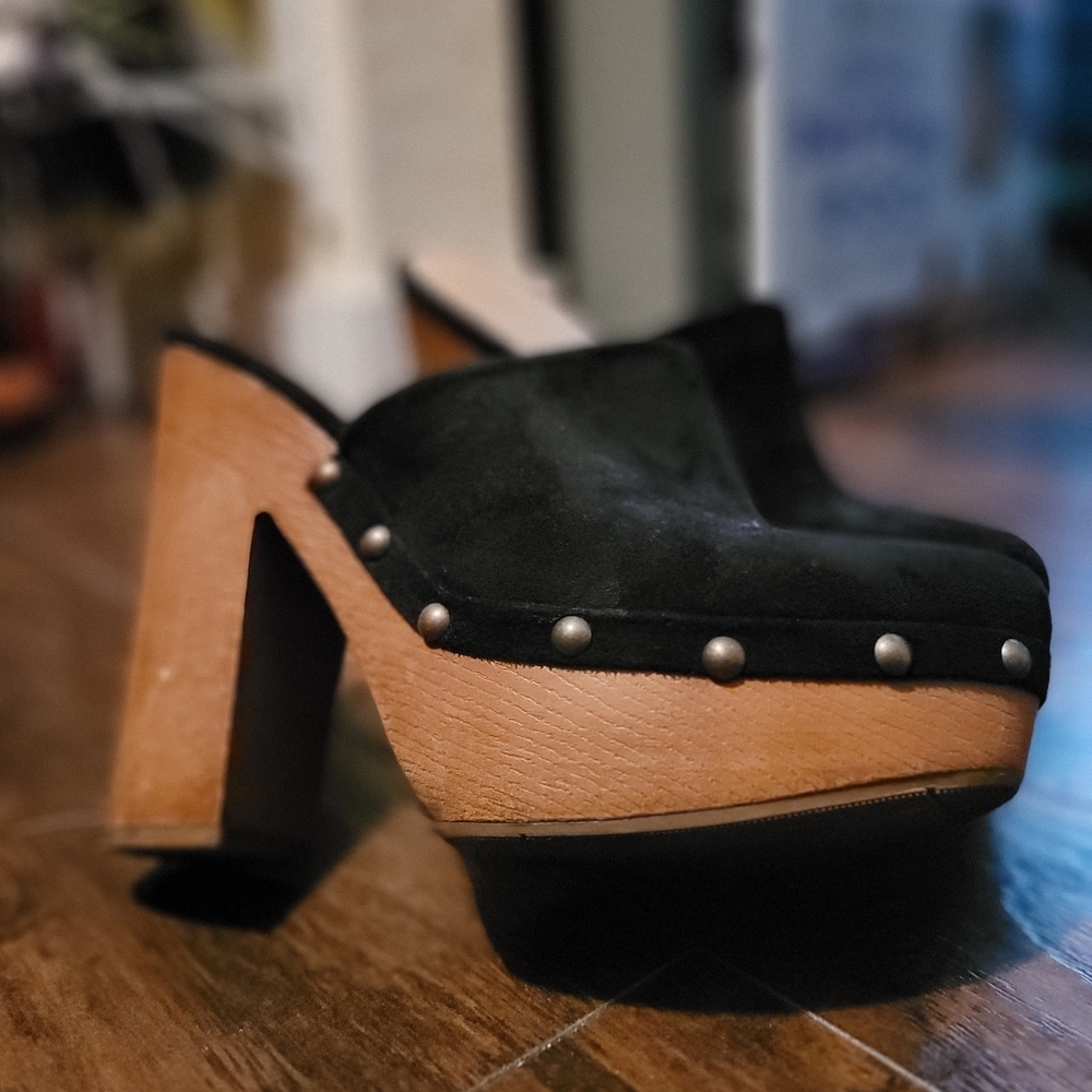 suede platform clogs